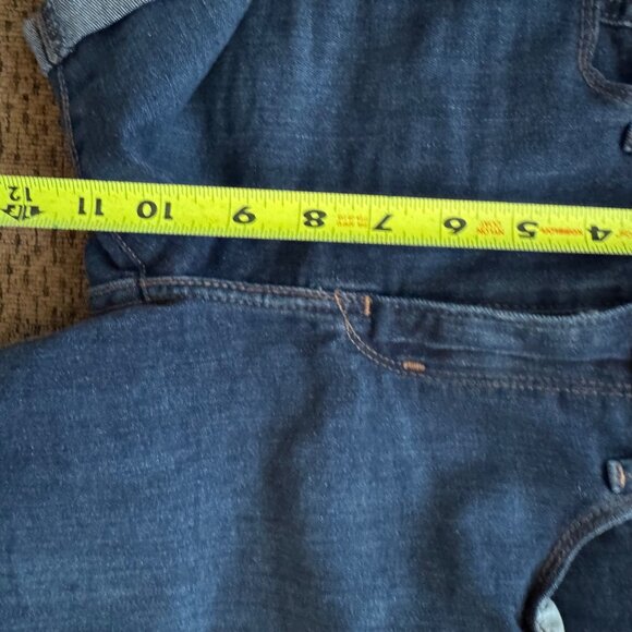 Levis Signature Shorts W27 Mid-Rise Dark Wash Denim Shorts - Picture 7 of 8